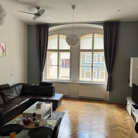 The Old Town'S Apartment Praha Bagian luar foto